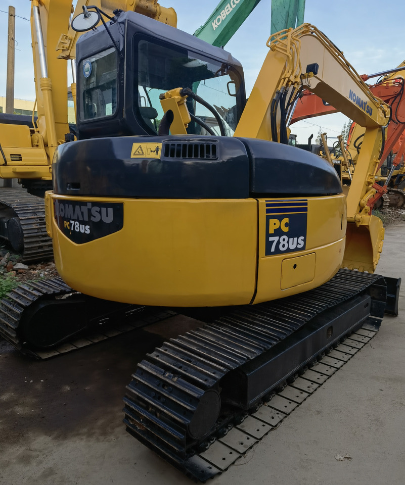 Komatsu pc78 Excavator - מחפר סורק: תמונה 2 Komatsu pc78 Excavator - מחפר סורק: תמונה 2