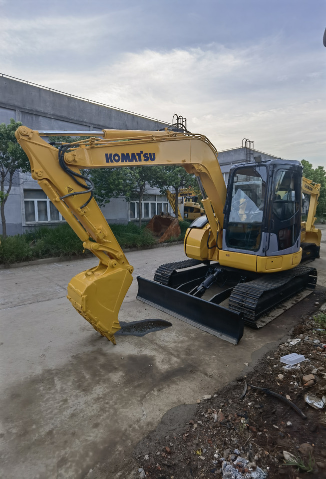 Komatsu pc78 Excavator - מחפר סורק: תמונה 4 Komatsu pc78 Excavator - מחפר סורק: תמונה 4