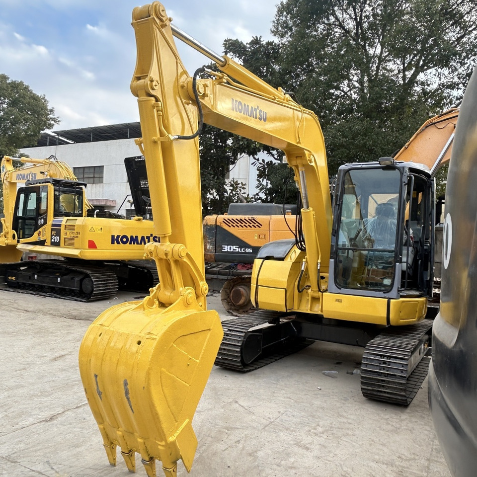 Komatsu pc78us Excavator - מחפר סורק: תמונה 3 Komatsu pc78us Excavator - מחפר סורק: תמונה 3