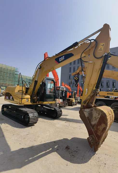 Original used Caterpillar 312D excavator - מחפר סורק: תמונה 2 Original used Caterpillar 312D excavator - מחפר סורק: תמונה 2