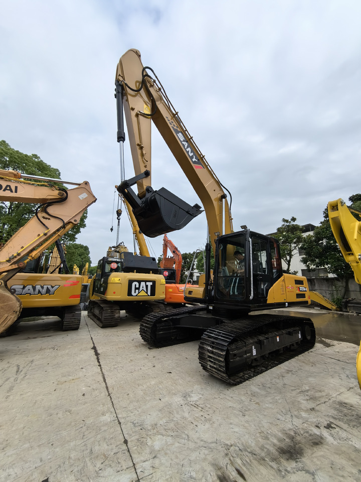 SANY 215C-9 Excavator - מחפר סורק: תמונה 2 SANY 215C-9 Excavator - מחפר סורק: תמונה 2