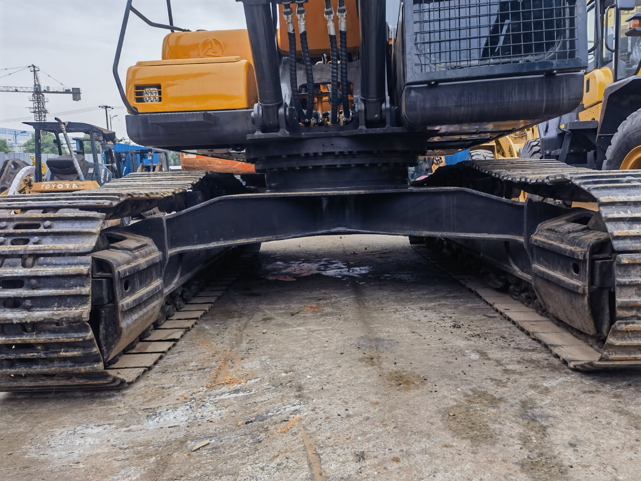 SANY 365H Excavator - מחפר סורק: תמונה 2 SANY 365H Excavator - מחפר סורק: תמונה 2