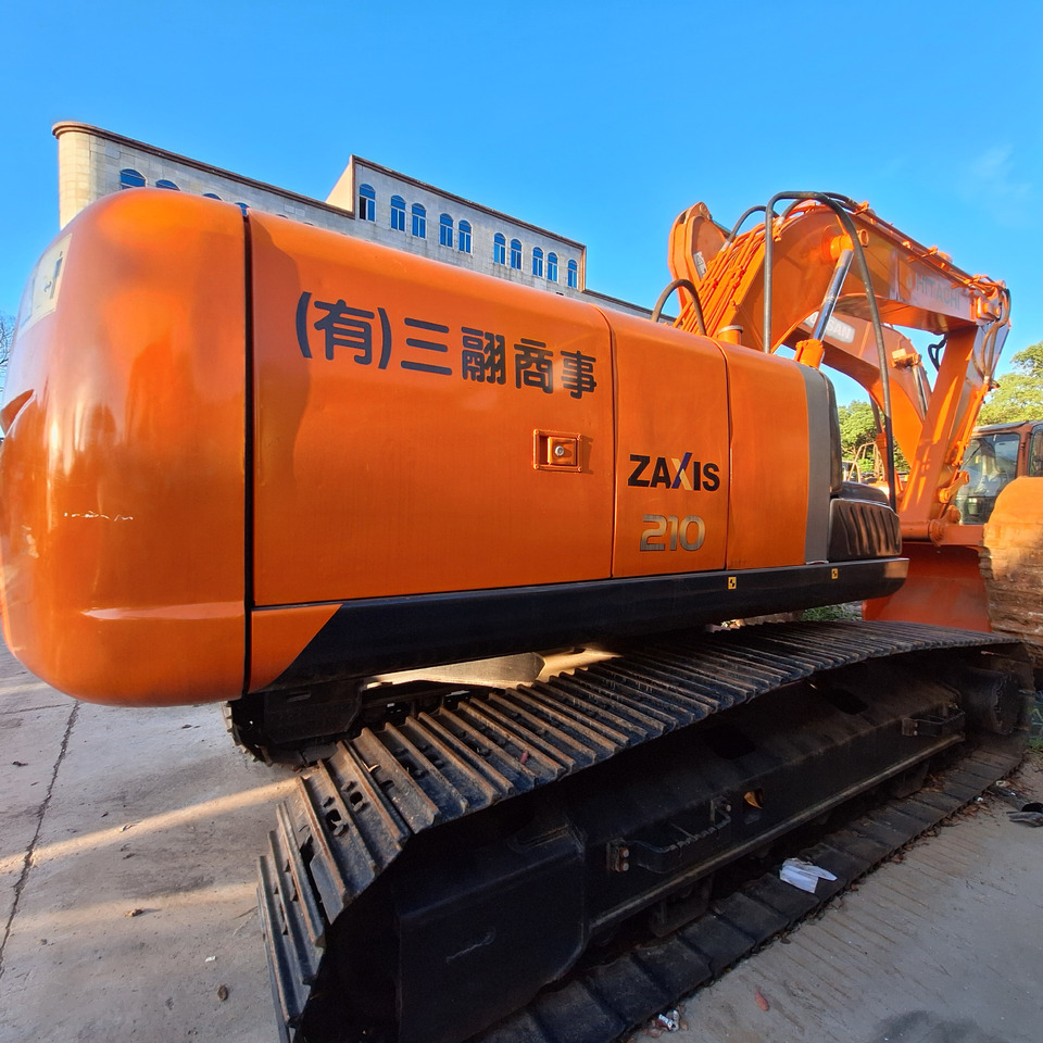 Second hand Hitachi ZX210 excavator - מחפר: תמונה 2 Second hand Hitachi ZX210 excavator - מחפר: תמונה 2