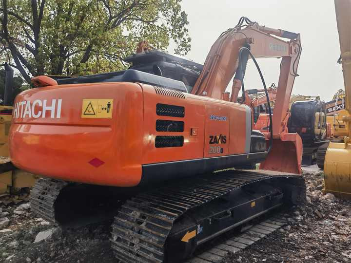 Used Hitachi ZX200-3 Excavator 20 Ton Digger Cheap Price and high quality Crawler Excavator for sale in shanghai - מחפר: תמונה 4 Used Hitachi ZX200-3 Excavator 20 Ton Digger Cheap Price and high quality Crawler Excavator for sale in shanghai - מחפר: תמונה 4