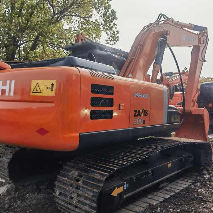 Used Hitachi ZX200-3 Excavator 20 Ton Digger Cheap Price and high quality Crawler Excavator for sale in shanghai - מחפר: תמונה 5 Used Hitachi ZX200-3 Excavator 20 Ton Digger Cheap Price and high quality Crawler Excavator for sale in shanghai - מחפר: תמונה 5