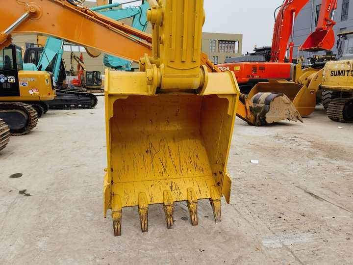 Used Komatsu PC 220-8 Excavator Second-hand Construction Digger Machine Komatsu Excavator used excavator price - מחפר סורק: תמונה 3 Used Komatsu PC 220-8 Excavator Second-hand Construction Digger Machine Komatsu Excavator used excavator price - מחפר סורק: תמונה 3