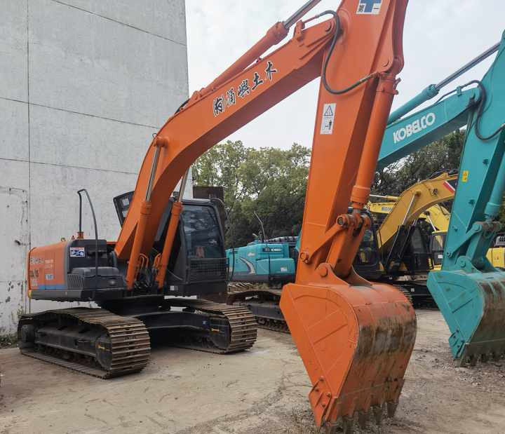 Used excavator Hitachi 20 ton original Japan Hitachi ZX200-3 ZX200-5G EX200-5 ZX240 Excavator FOR SALE - מחפר: תמונה 5 Used excavator Hitachi 20 ton original Japan Hitachi ZX200-3 ZX200-5G EX200-5 ZX240 Excavator FOR SALE - מחפר: תמונה 5