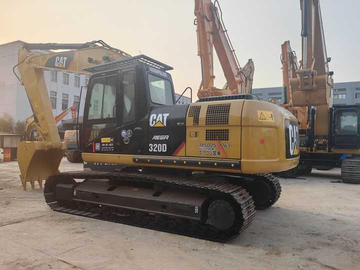 מחפר סורק Used excavator cat320 Japan brand Used CAT 320 Excavator Caterpillar 320D Crawler Excavator CAT320 used digger for sale: תמונה 6