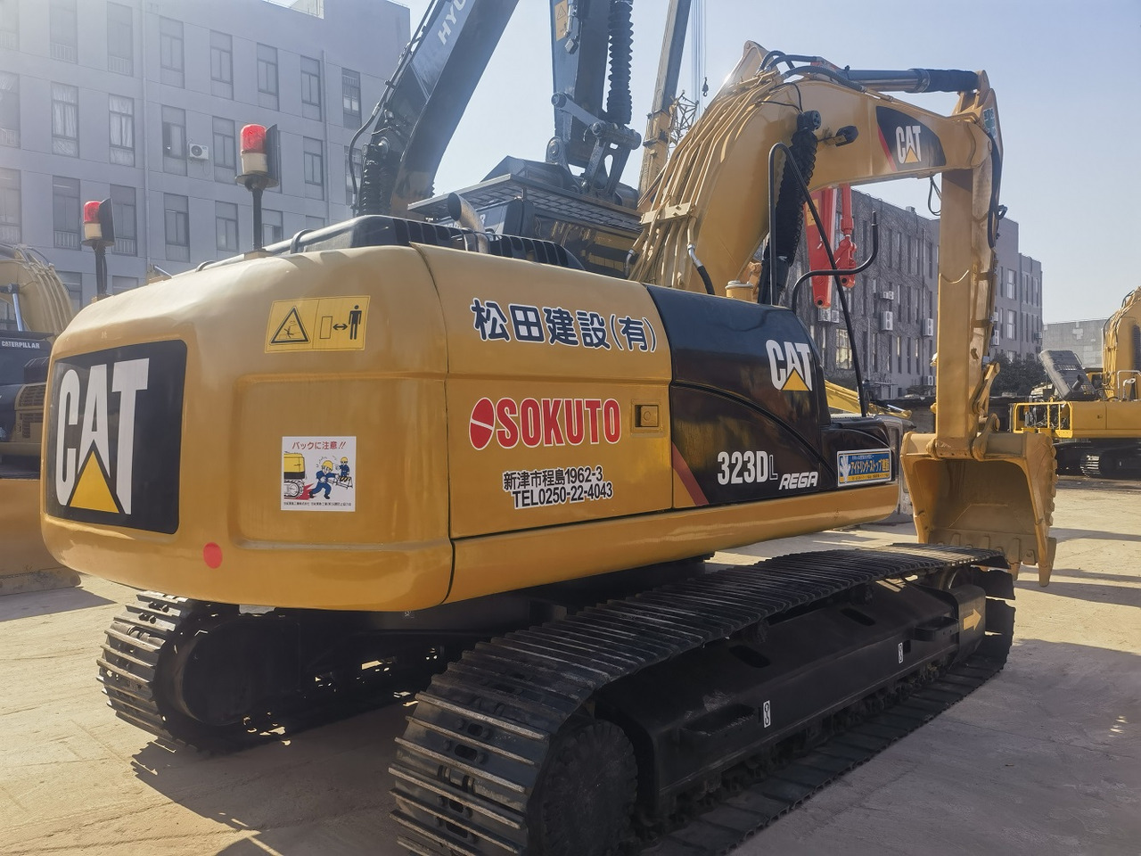 Cat 323d excavators - מחפר: תמונה 3 Cat 323d excavators - מחפר: תמונה 3
