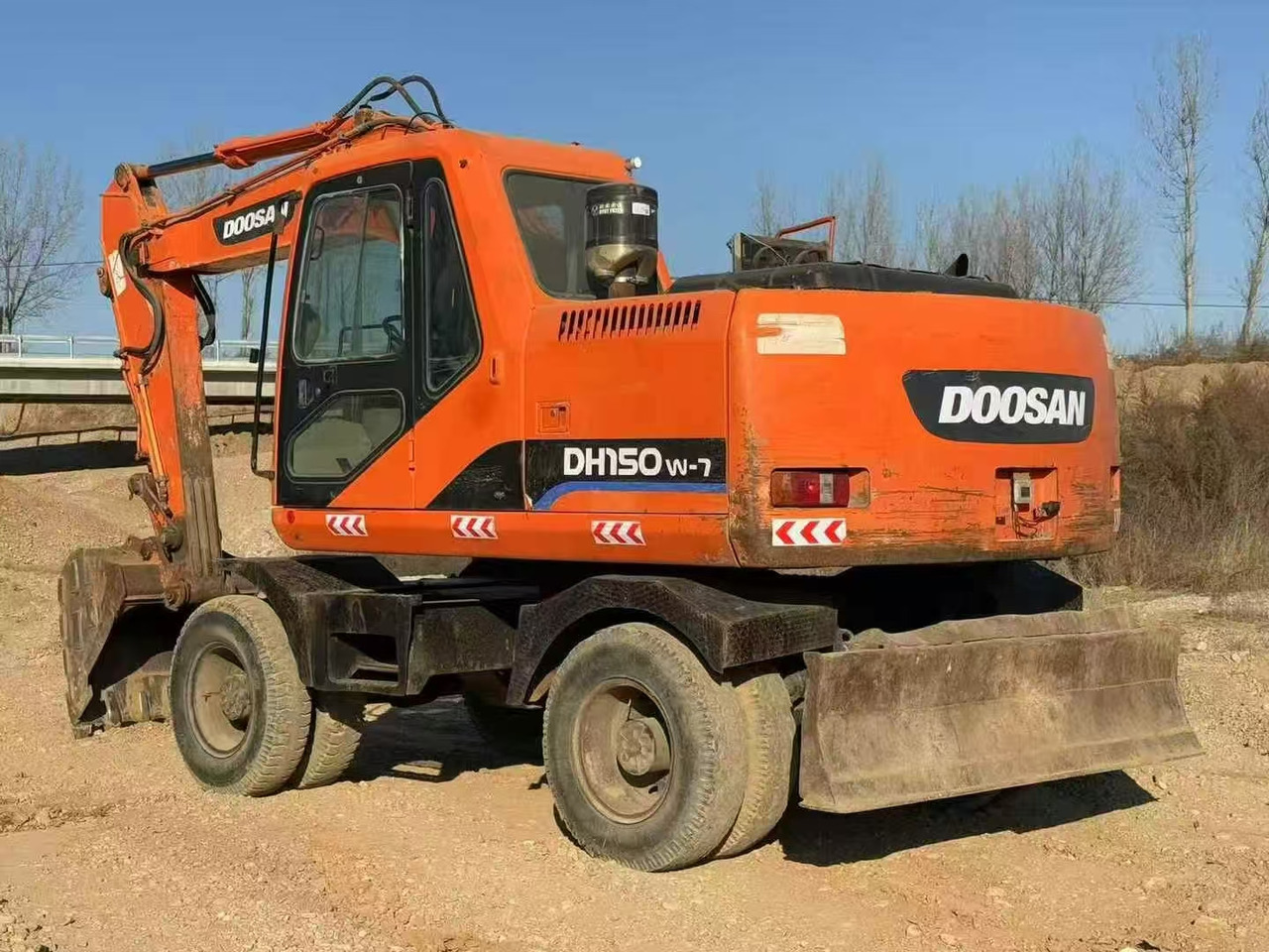 Doosan Doosan dh150w-7 wheel excavator - מחפר גלגלים: תמונה 5 Doosan Doosan dh150w-7 wheel excavator - מחפר גלגלים: תמונה 5
