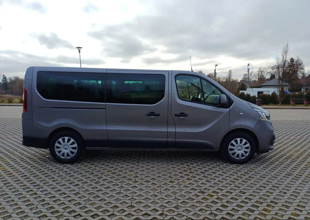 Renault Trafic 2.0 dCi Escapade EDC - מיניבוס, כלי רכב מסחרי לנוסעים: תמונה 5 Renault Trafic 2.0 dCi Escapade EDC - מיניבוס, כלי רכב מסחרי לנוסעים: תמונה 5