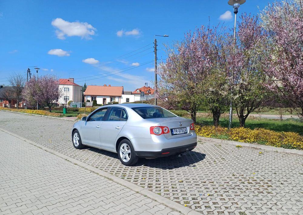 Volkswagen Jetta - סדאן: תמונה 4 Volkswagen Jetta - סדאן: תמונה 4