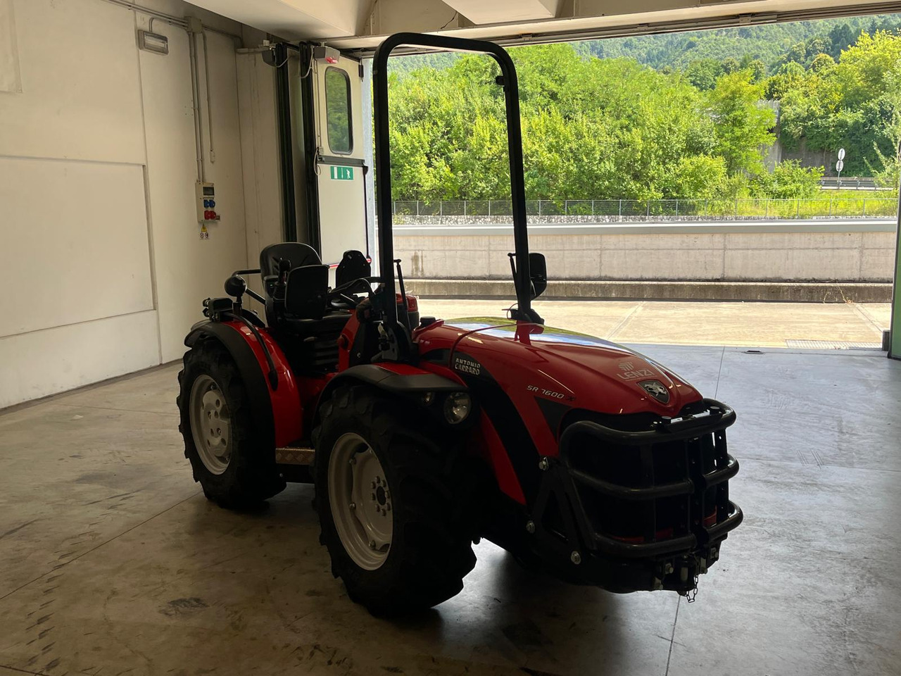 ANTONIO CARRARO INFINITY SR 7600 - טרקטור חקלאי: תמונה 4 ANTONIO CARRARO INFINITY SR 7600 - טרקטור חקלאי: תמונה 4
