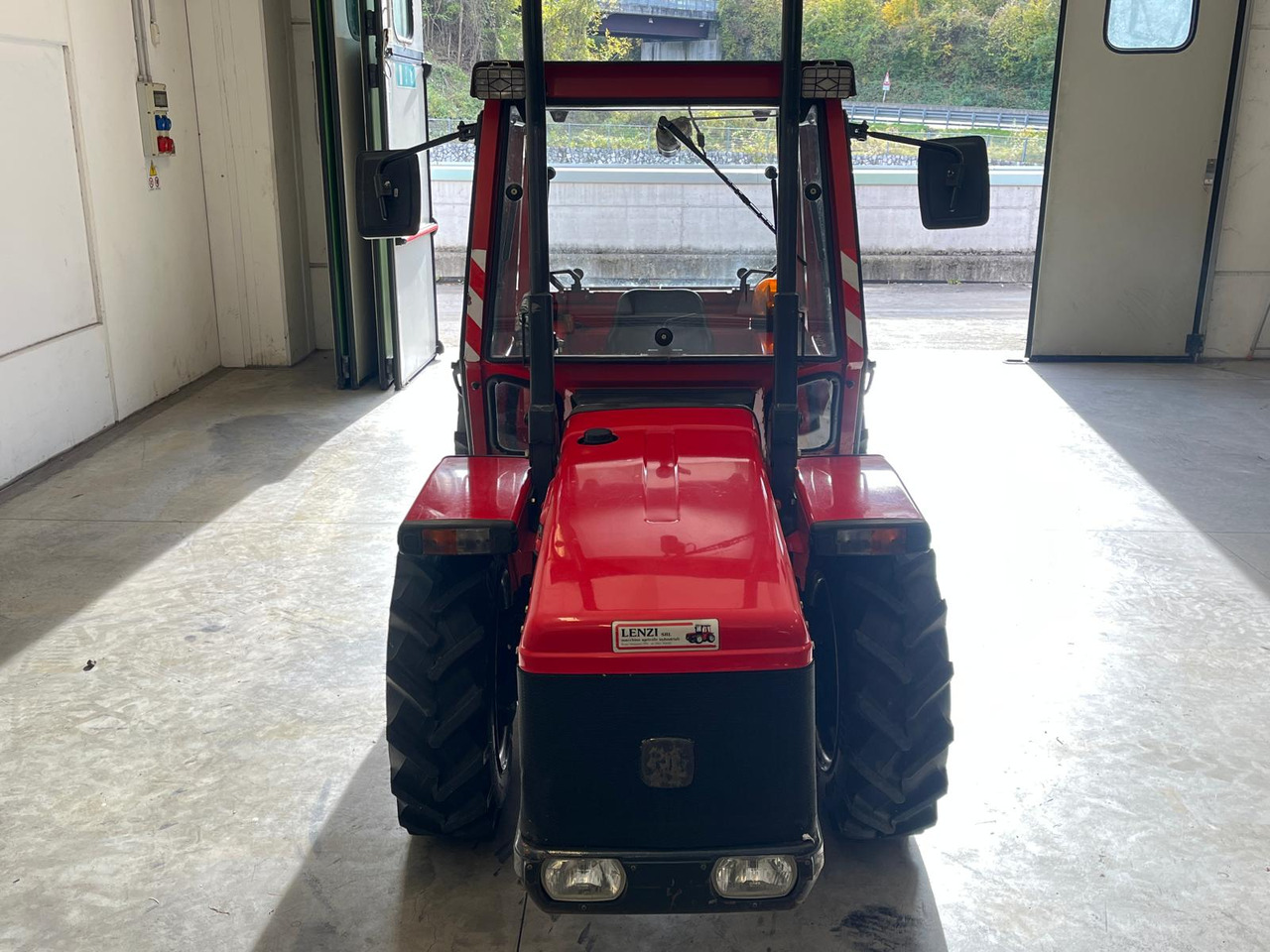 ANTONIO CARRARO TC 8400 F - טרקטור חקלאי: תמונה 3 ANTONIO CARRARO TC 8400 F - טרקטור חקלאי: תמונה 3