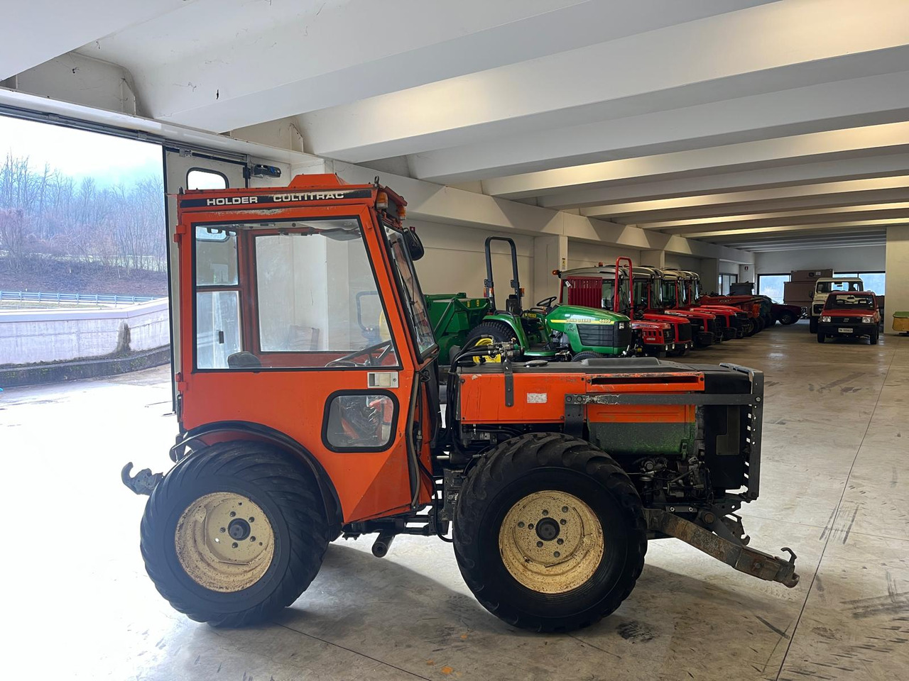 HOLDER CULTITRAC 411 - טרקטור חקלאי: תמונה 5 HOLDER CULTITRAC 411 - טרקטור חקלאי: תמונה 5