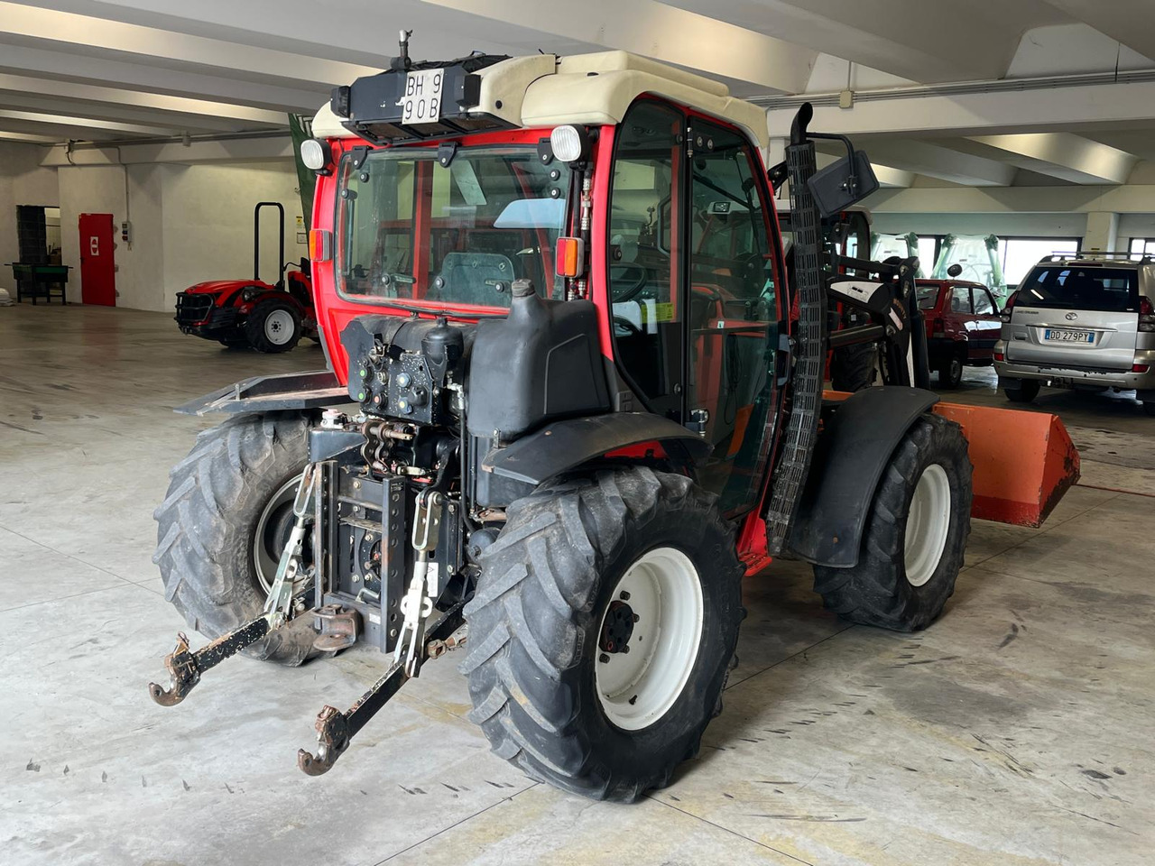 REFORM MOUNY 80S + CARICATORE HYDRAC - טרקטור חקלאי: תמונה 5 REFORM MOUNY 80S + CARICATORE HYDRAC - טרקטור חקלאי: תמונה 5