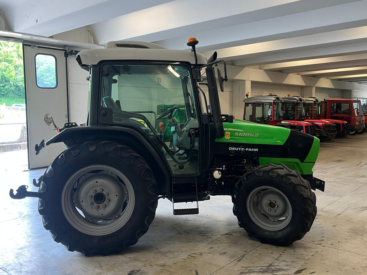 TRATTORE DEUTZ-FAHR 5100.4 D - טרקטור חקלאי: תמונה 4 TRATTORE DEUTZ-FAHR 5100.4 D - טרקטור חקלאי: תמונה 4