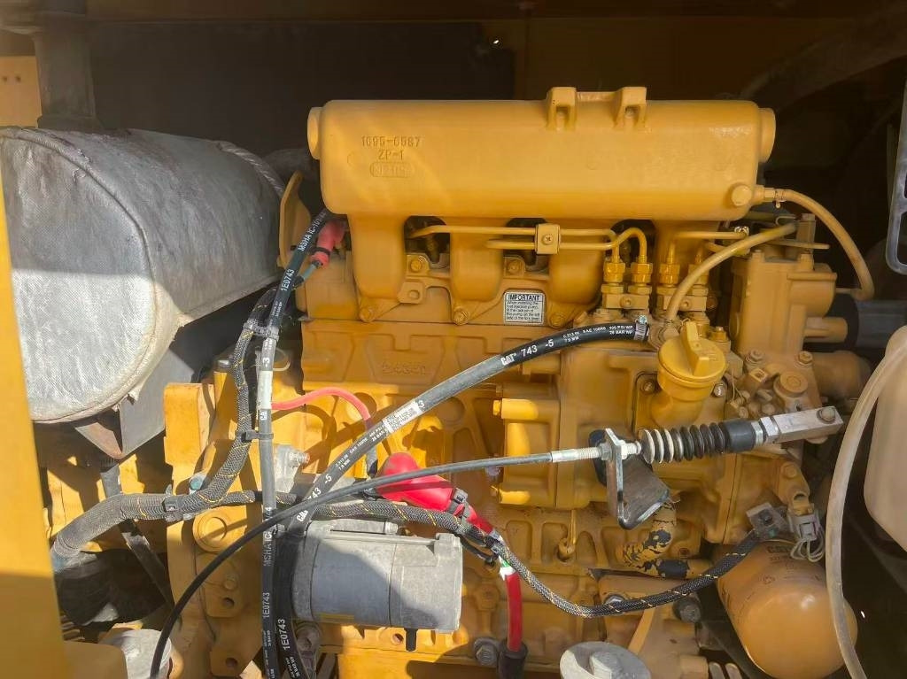 CAT 307.5 - מיני מחפר: תמונה 4 CAT 307.5 - מיני מחפר: תמונה 4