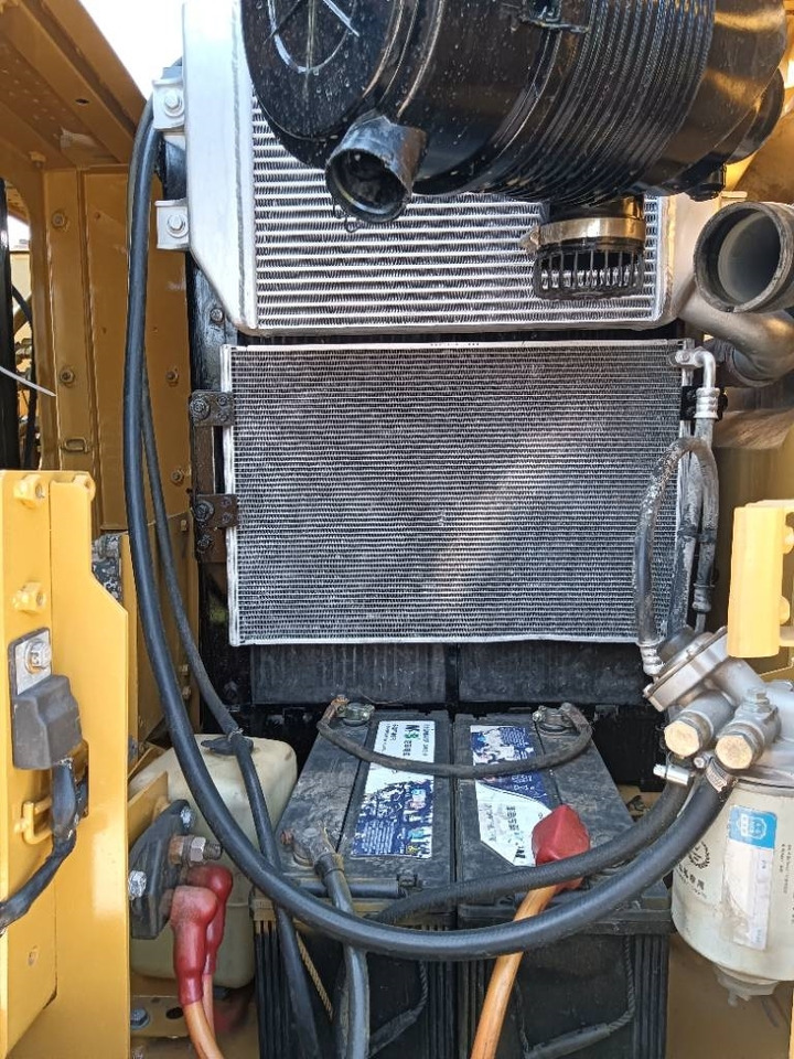 CAT 313 D - מחפר גלגלים: תמונה 5 CAT 313 D - מחפר גלגלים: תמונה 5
