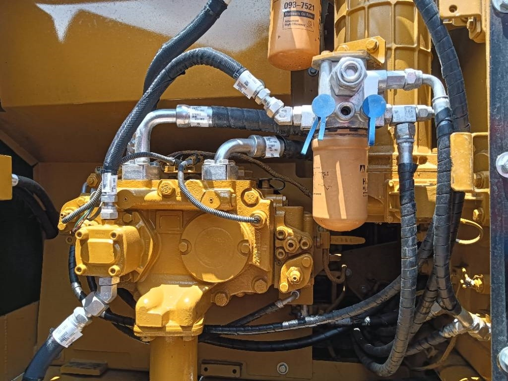 CAT 320 D - מחפר סורק: תמונה 5 CAT 320 D - מחפר סורק: תמונה 5