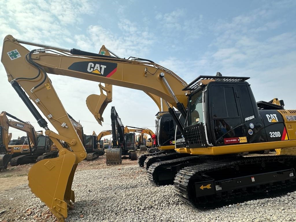 CAT 320 D - מחפר סורק: תמונה 1 CAT 320 D - מחפר סורק: תמונה 1