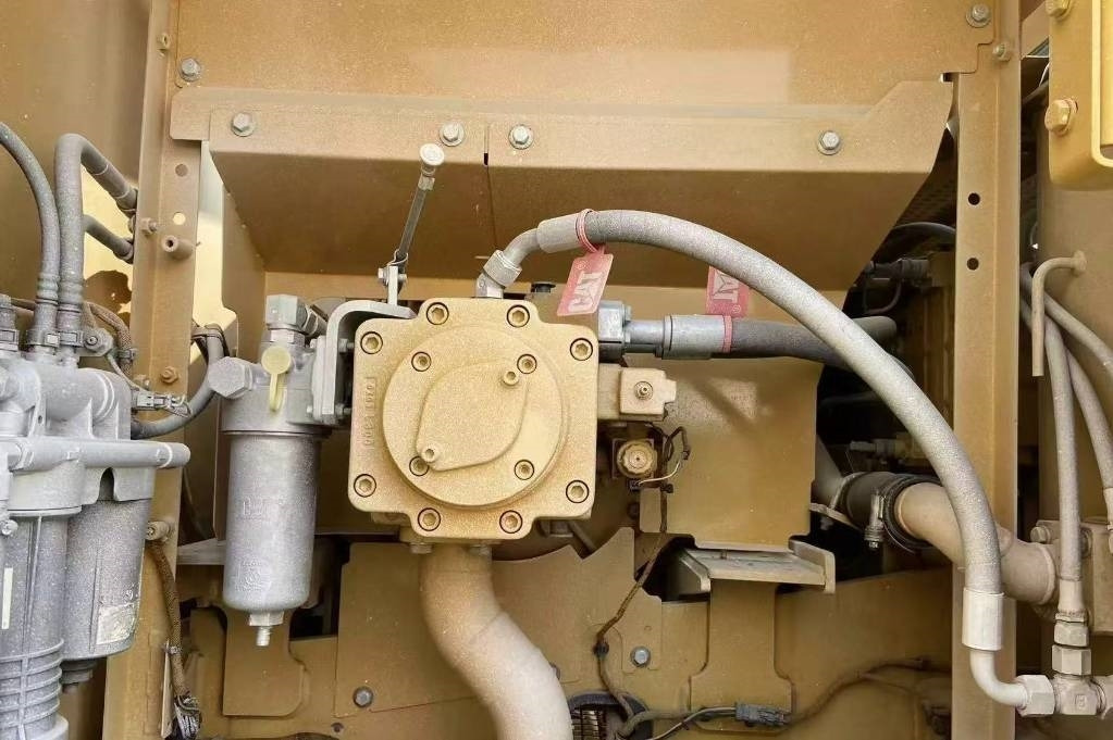 CAT 323 - מחפר סורק: תמונה 3 CAT 323 - מחפר סורק: תמונה 3