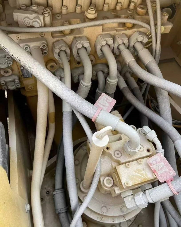 CAT 323 - מחפר סורק: תמונה 2 CAT 323 - מחפר סורק: תמונה 2