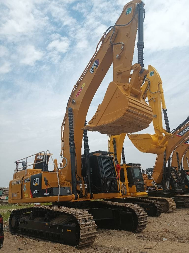 CAT 349 - מחפר סורק: תמונה 1 CAT 349 - מחפר סורק: תמונה 1