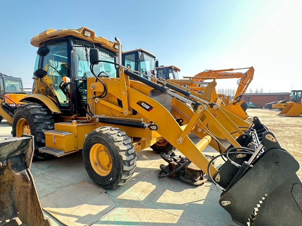 CAT 420 F - מחפרון: תמונה 2 CAT 420 F - מחפרון: תמונה 2