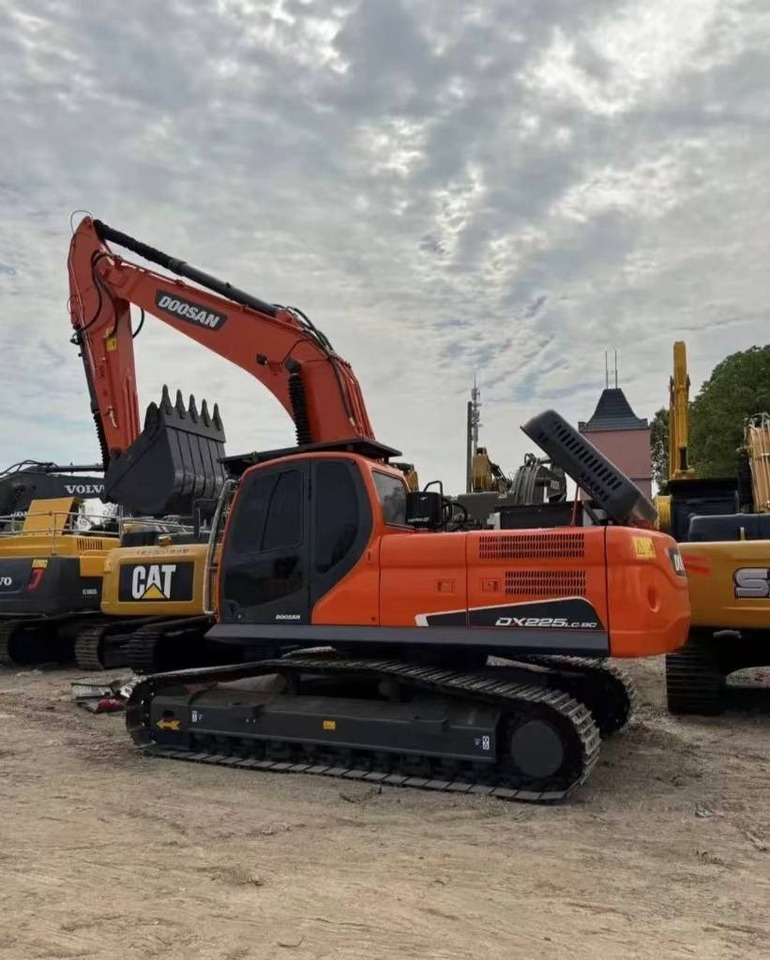 Doosan 225 DX - מחפר סורק: תמונה 1 Doosan 225 DX - מחפר סורק: תמונה 1