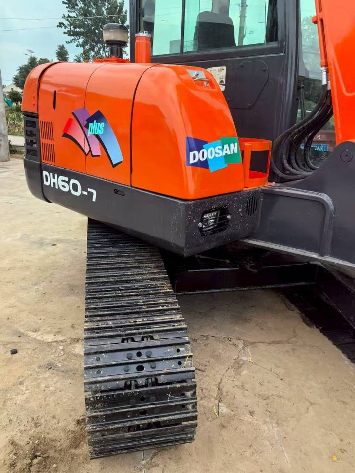 Doosan DH 60-7 - מיני מחפר: תמונה 3 Doosan DH 60-7 - מיני מחפר: תמונה 3