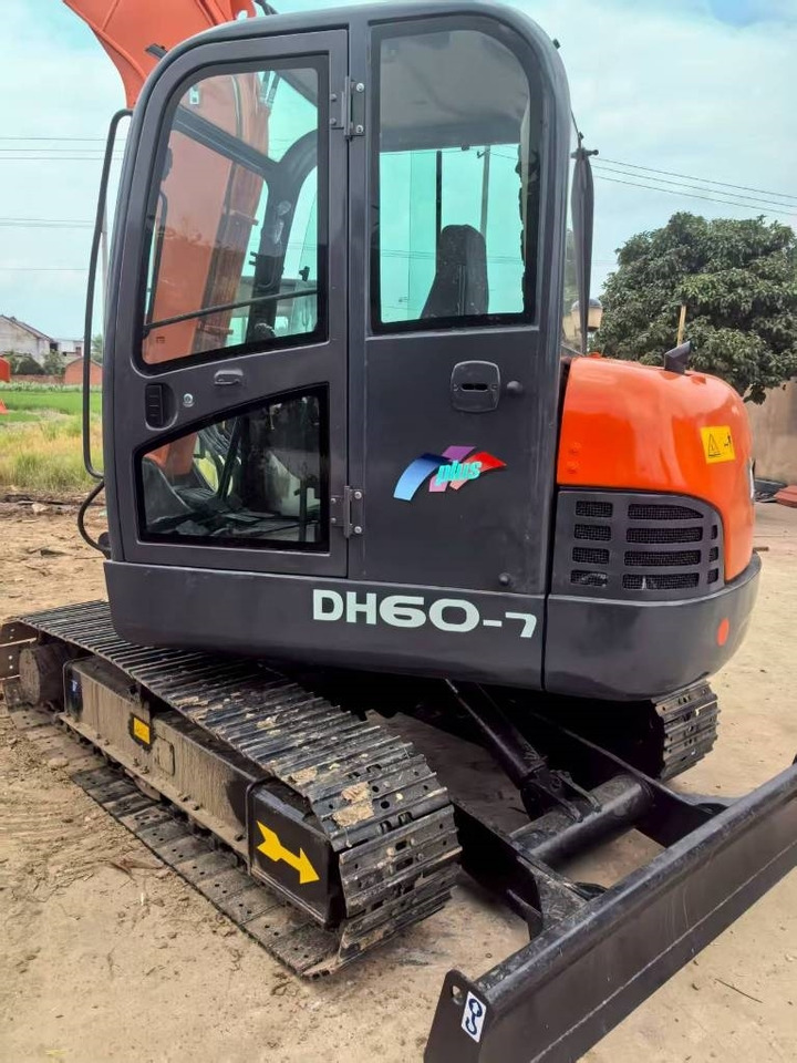 Doosan DH 60 - מיני מחפר: תמונה 4 Doosan DH 60 - מיני מחפר: תמונה 4