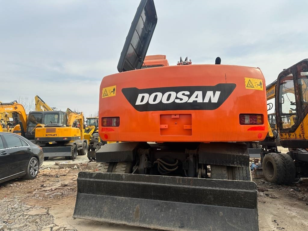 Doosan DX 150W -9 - מחפר גלגלים: תמונה 2 Doosan DX 150W -9 - מחפר גלגלים: תמונה 2