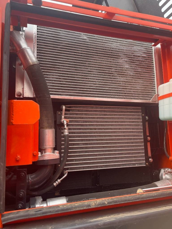 Doosan DX 225 - מחפר סורק: תמונה 4 Doosan DX 225 - מחפר סורק: תמונה 4