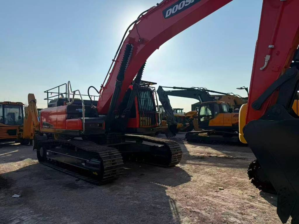 Doosan DX345LC-9C - מחפר סורק: תמונה 1 Doosan DX345LC-9C - מחפר סורק: תמונה 1