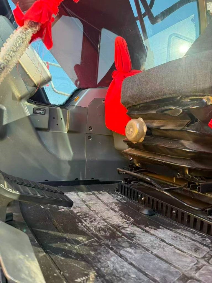 Doosan DX345LC-9C - מחפר סורק: תמונה 2 Doosan DX345LC-9C - מחפר סורק: תמונה 2