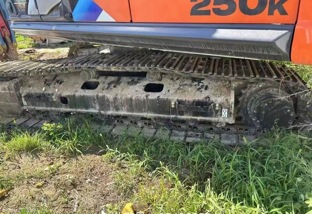 Hitachi 250 - מחפר סורק: תמונה 5 Hitachi 250 - מחפר סורק: תמונה 5