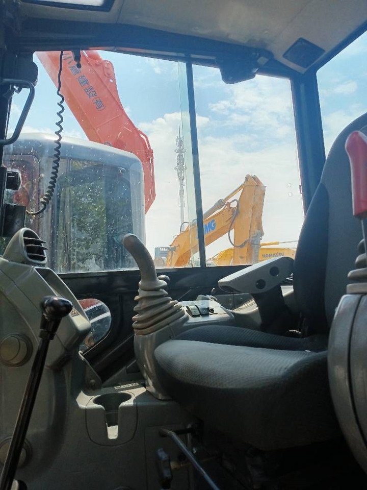 Hitachi 55 - מיני מחפר: תמונה 5 Hitachi 55 - מיני מחפר: תמונה 5