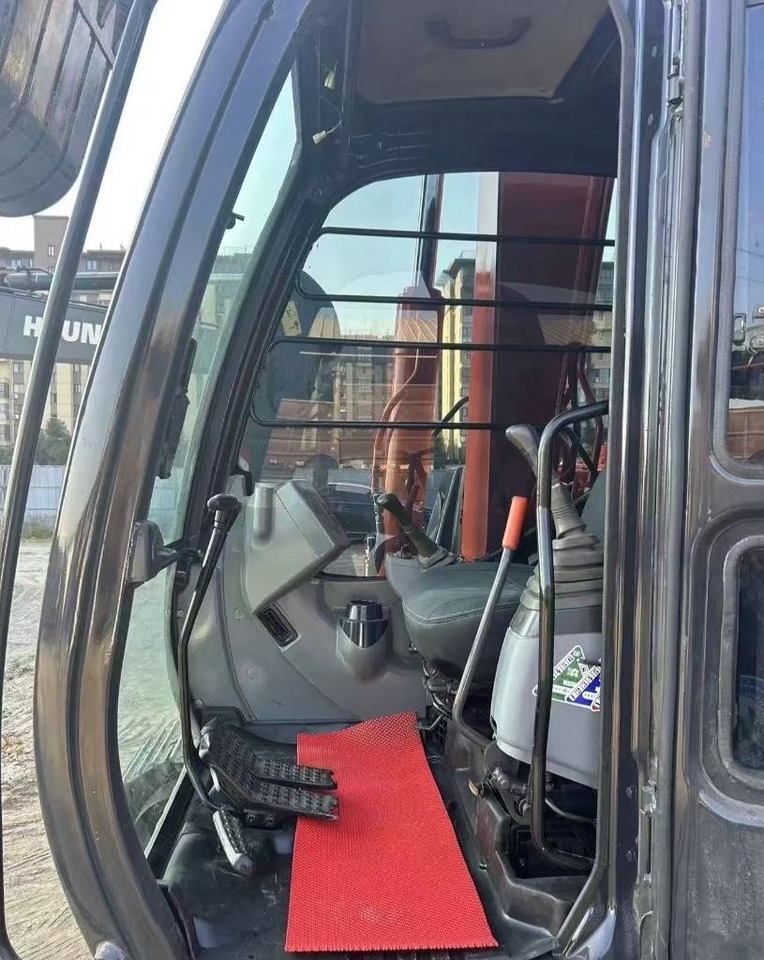 Hitachi 70 - מיני מחפר: תמונה 4 Hitachi 70 - מיני מחפר: תמונה 4