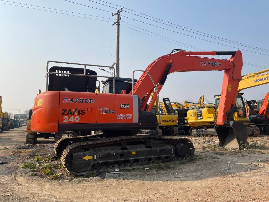 Hitachi ZX 240 - מחפר סורק: תמונה 5 Hitachi ZX 240 - מחפר סורק: תמונה 5