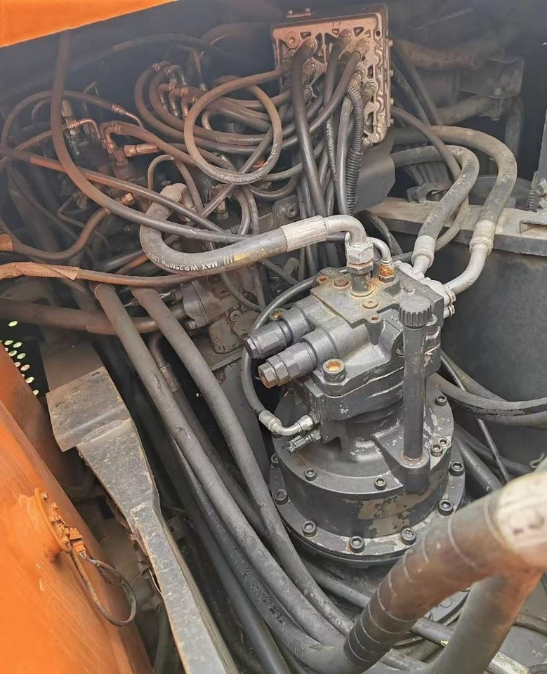 Hitachi Zaxis 200 LC - מחפר סורק: תמונה 3 Hitachi Zaxis 200 LC - מחפר סורק: תמונה 3