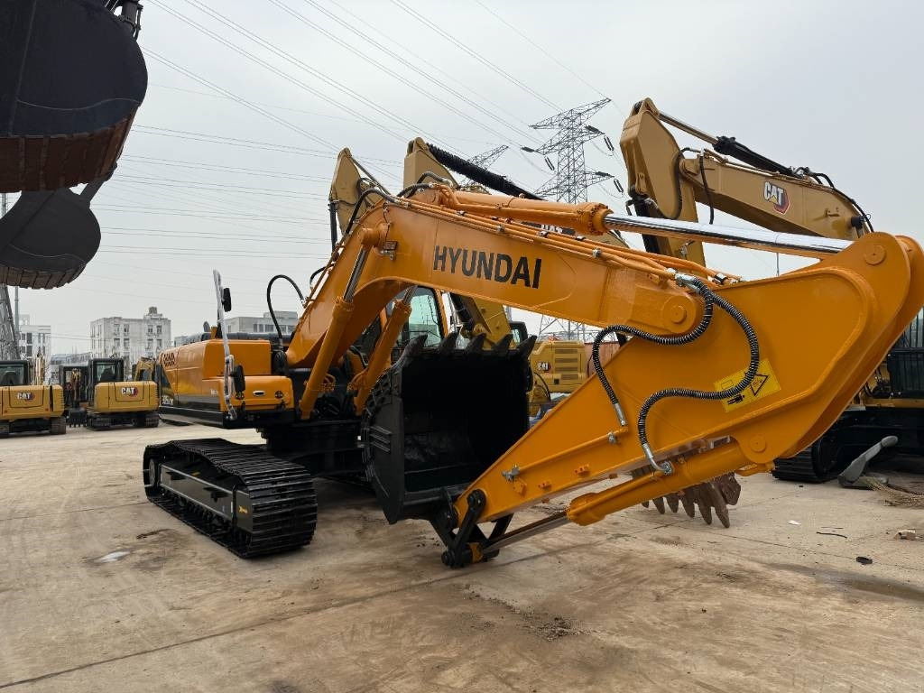 Hyundai 305LC-9T - מחפר סורק: תמונה 2 Hyundai 305LC-9T - מחפר סורק: תמונה 2