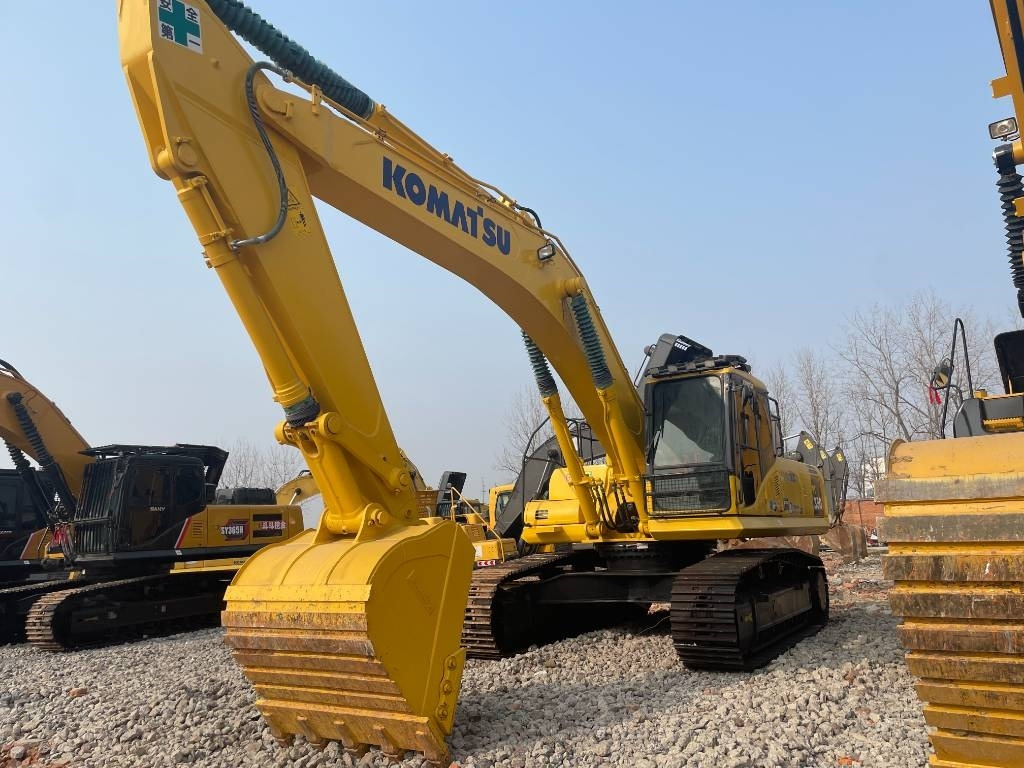 Komatsu 350 - מחפר סורק: תמונה 1 Komatsu 350 - מחפר סורק: תמונה 1