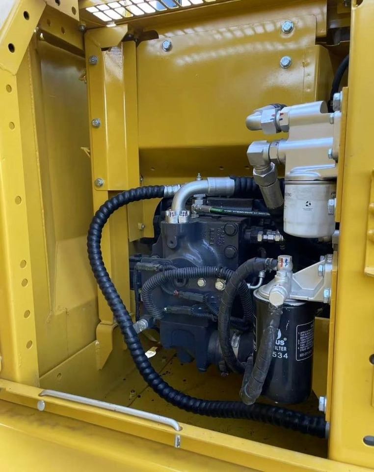 Komatsu PC 130 - מחפר סורק: תמונה 4 Komatsu PC 130 - מחפר סורק: תמונה 4