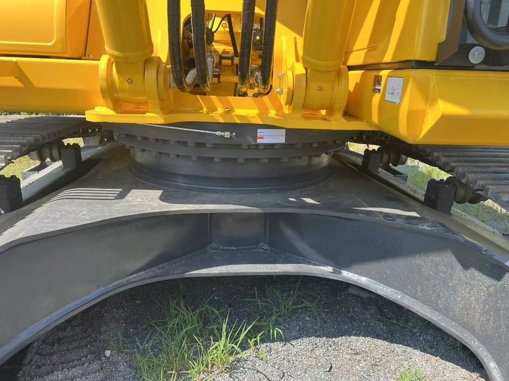 Komatsu PC 300 - מחפר סורק: תמונה 5 Komatsu PC 300 - מחפר סורק: תמונה 5