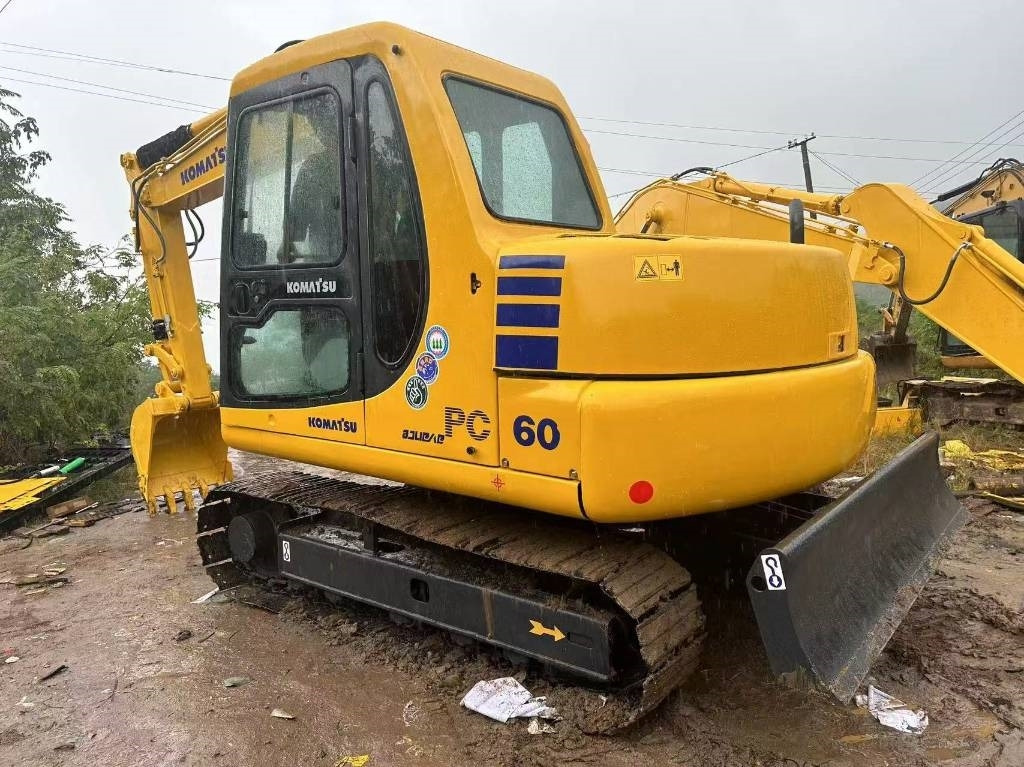 Komatsu PC 60 - מיני מחפר: תמונה 1 Komatsu PC 60 - מיני מחפר: תמונה 1