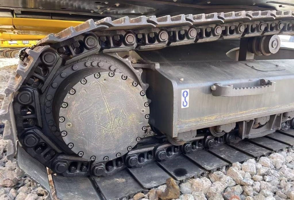 Volvo EC 240 - מחפר סורק: תמונה 4 Volvo EC 240 - מחפר סורק: תמונה 4