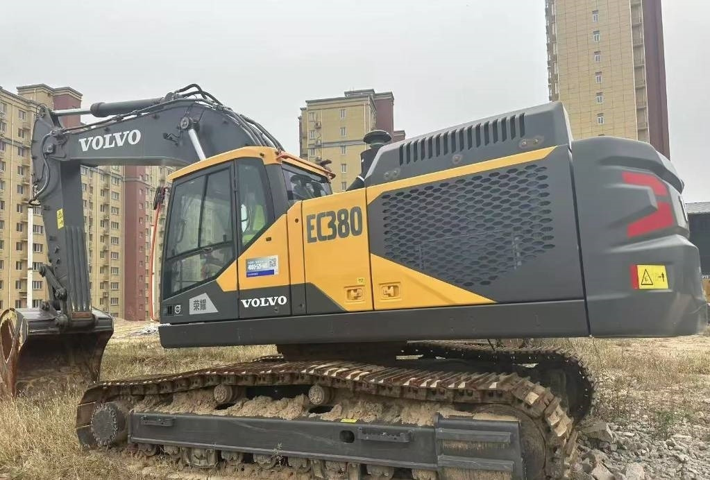מחפר סורק Volvo EC 380 D: תמונה 6