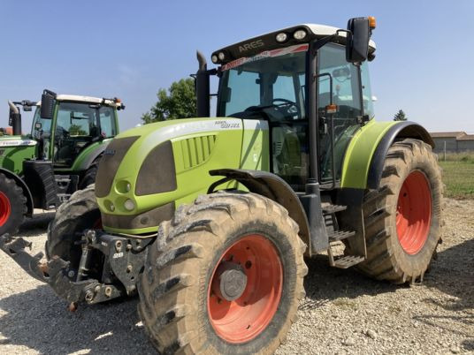 Claas ARES 697 ATZ - טרקטור חקלאי: תמונה 1 Claas ARES 697 ATZ - טרקטור חקלאי: תמונה 1