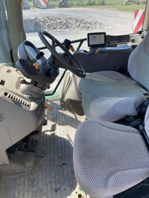 John Deere 6210R AUTOPOWER - טרקטור חקלאי: תמונה 4 John Deere 6210R AUTOPOWER - טרקטור חקלאי: תמונה 4